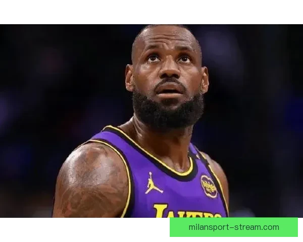 湖人提前缴械被批惨遭羞辱 勒布朗末节眼神空洞无力回天